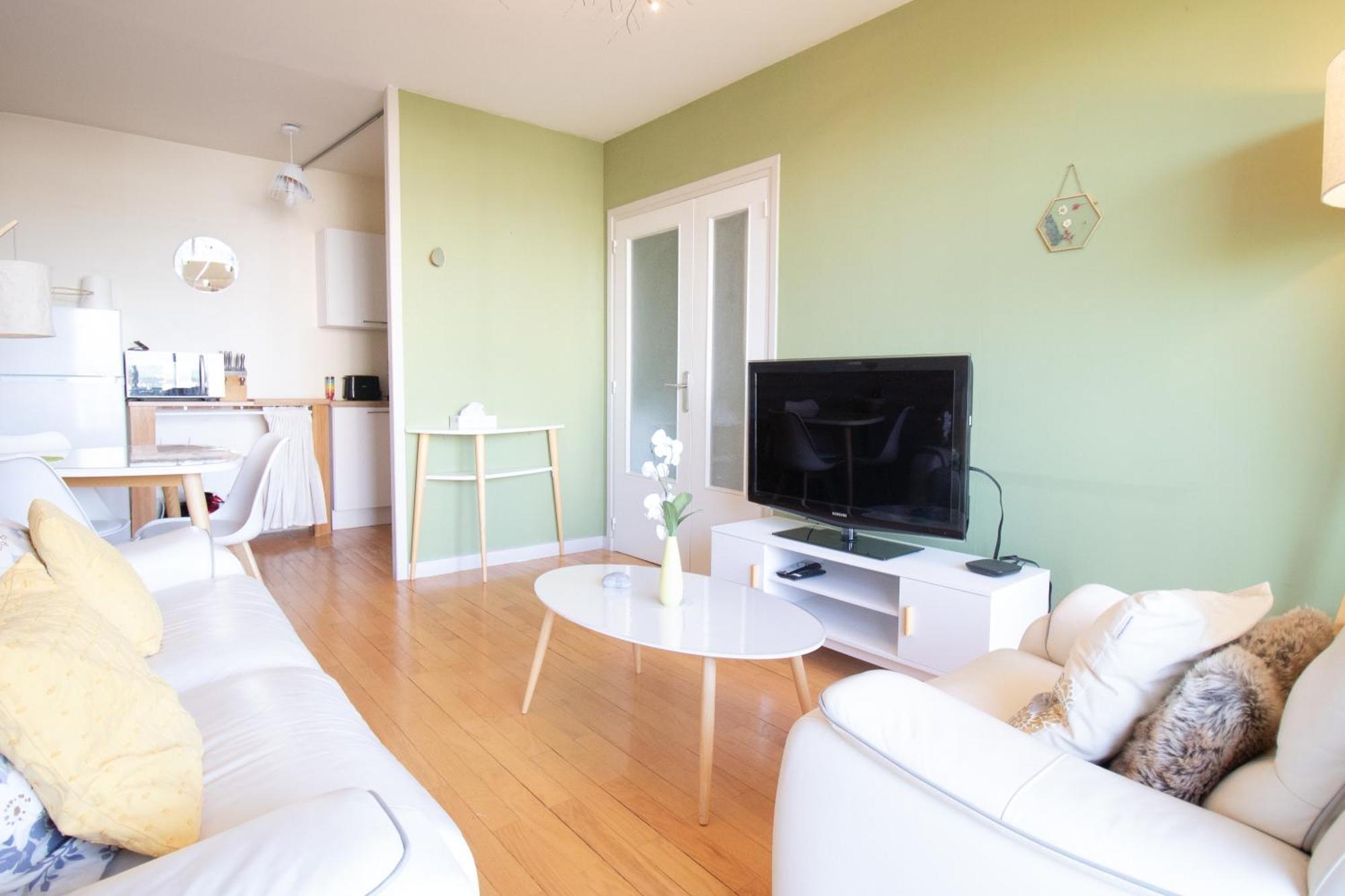 Appartement Spacieux Avec Balcon Bourg-en-Bresse Exteriör bild